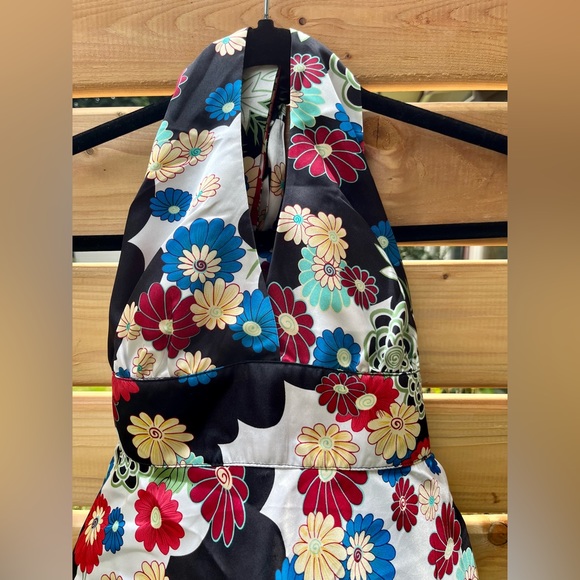 Floral Halter Top Blouse - Picture 2 of 10